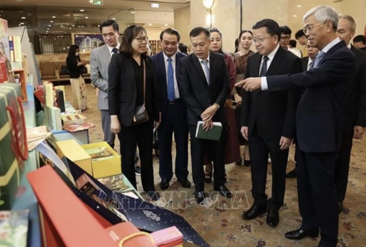 Vietnam, Laos maximise trade, investment cooperation potential